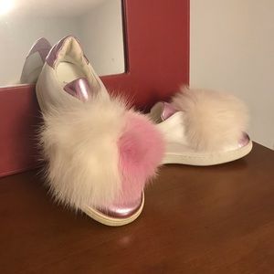 Joshua’s fur Pom Pom sneaker
